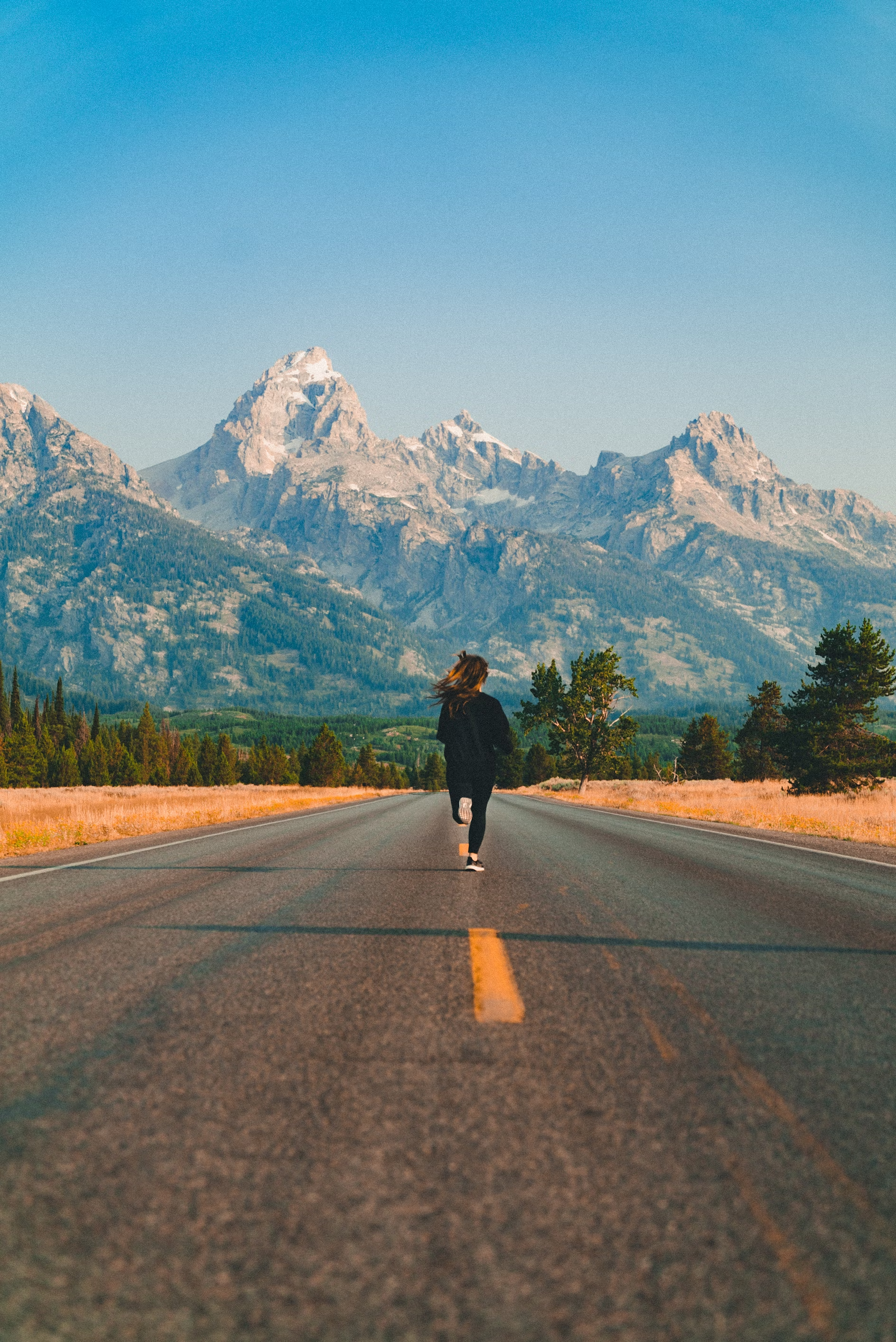 women-running